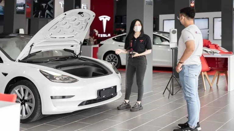 Tesla Ofrece Nuevas Vacantes en CdMx y Edomex
